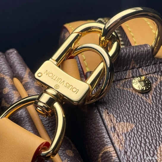 TRIO MESSENGER LOUIS VUITTON 0411